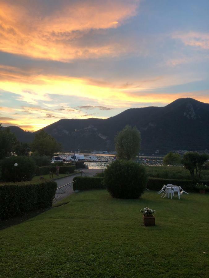 Casa Al Lago Клузане Экстерьер фото